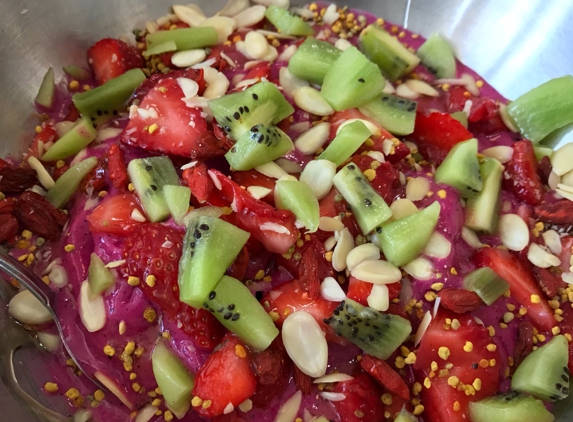 Vitality Bowls - Miami Beach, FL