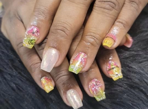 Tutti Fruty Nail Spa - Biloxi, MS