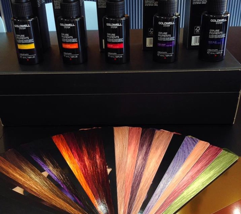 Silk Hairdressing - Tea Gardens, NSW