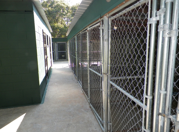 Cypress Boarding Kennels - Hornbeck, LA