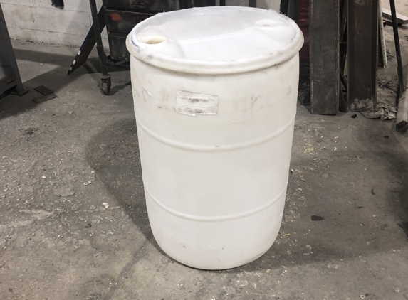 Huntington Drum Company Inc - Huntington, WV. 55 gallon plastic