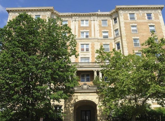 Woodley Condominium - Washington, DC