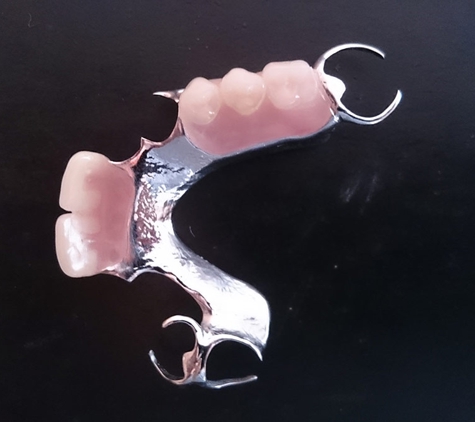 Complete Denture Clinic - Hamlyn Terrace, NSW