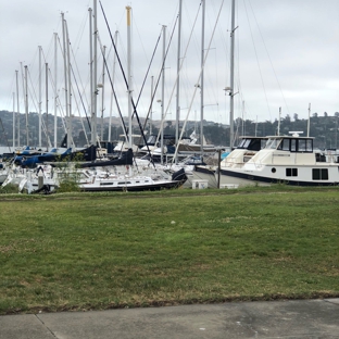 Modern Sailing School & Club - Sausalito, CA