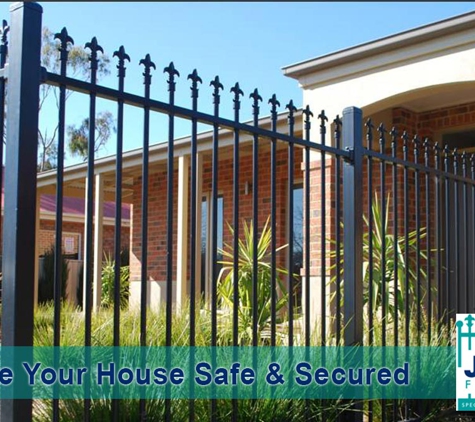 Jackal Fencing - Long Gully, VIC. We Make Your House Safe & Secured