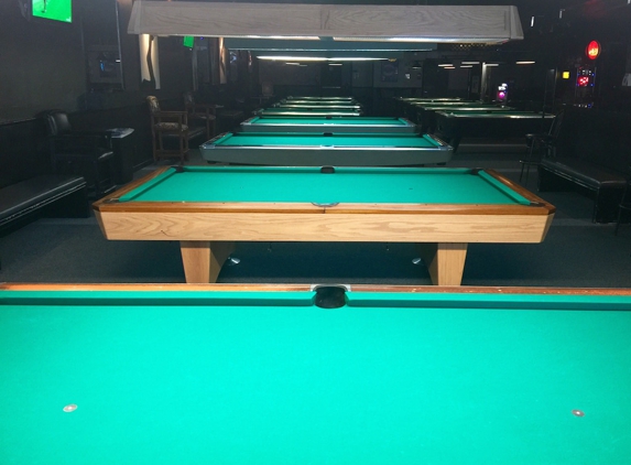 Grover's Pool Hall - West Palm Beach, FL