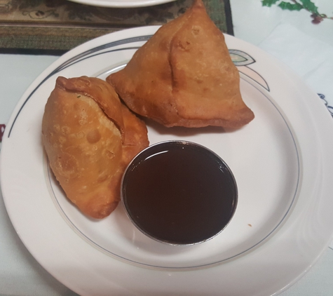 Pabla Indian Cuisine - Renton, WA. Vegetable Samosas