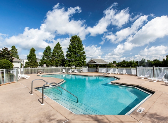 Berkshire Club Apartments - Orlando, FL