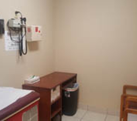 Laredo  Examiners Inc & Nuestra Salud Family Health Clinic - Laredo, TX