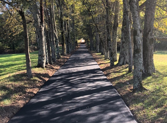 Tom Lovell Asphalt Paving - Elkmont, AL