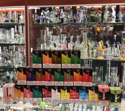 Stone Smoke Shop - Canoga Park, CA