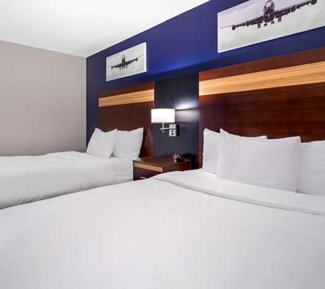 Avion Inn Near LGA Airport, Ascend Hotel Collection - East Elmhurst, NY