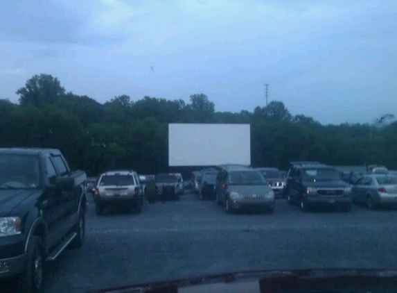 Becky's Drive-In Theatre Inc - Walnutport, PA