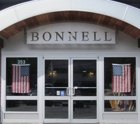 Bonnell Ford - Winchester, MA