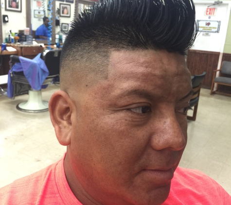 Hermanos Barber Shop - Orlando, FL