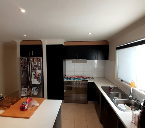 MITCH'S KITCHENS