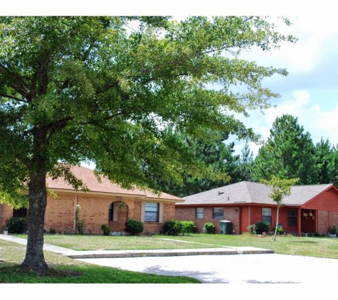 Wedgewood Apartments - Hinesville, GA