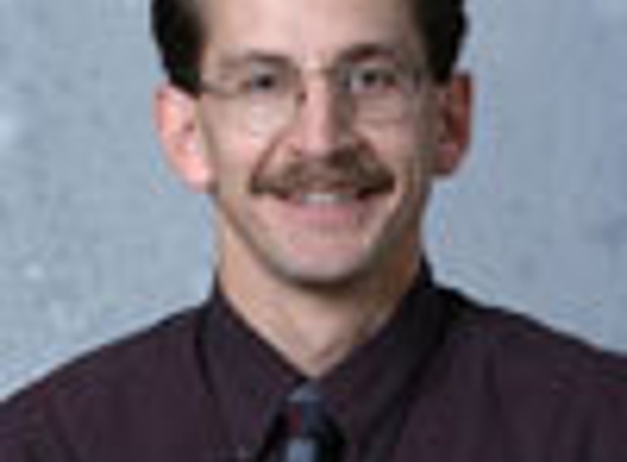 Dr. Robert C Messbarger, MD - Kearney, NE