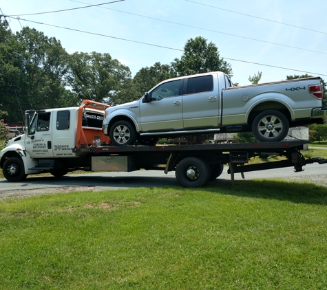 Adam's Towing and Recovery - Rochelle, VA