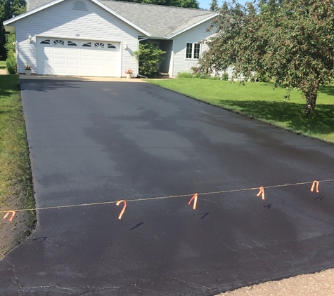 D&D Sealcoating & Striping - Wausau, WI