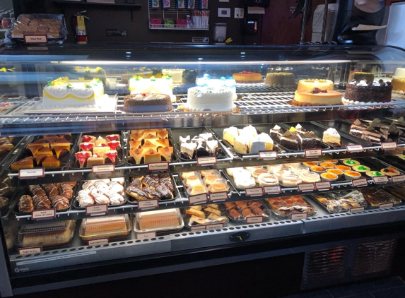 Pinecrest Bakery - Key Largo - Key Largo, FL