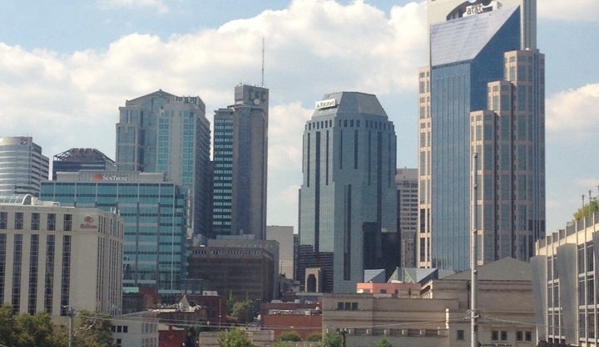 Hampton Inn & Suites Nashville Downtown - Nashville, TN