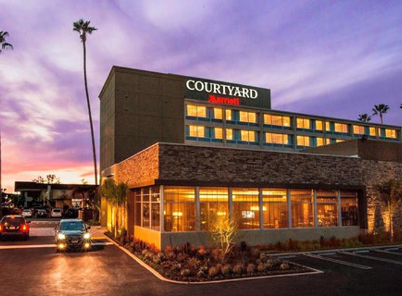 Courtyard by Marriott Los Angeles Woodland Hills - Woodland Hills, CA