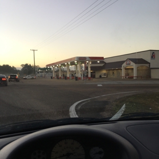 John's Grocery & Hardware - Walker, LA