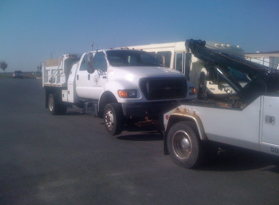 Ewing's Towing & Auto Repair - Newark, DE