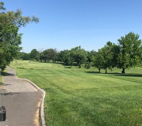 The Highlands Golf & Tennis - Saint Louis, MO