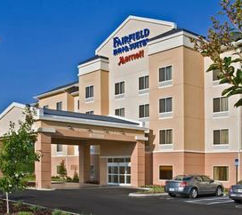 Fairfield Inn & Suites - Slippery Rock, PA