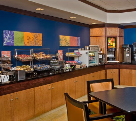 Fairfield Inn & Suites - San Antonio, TX