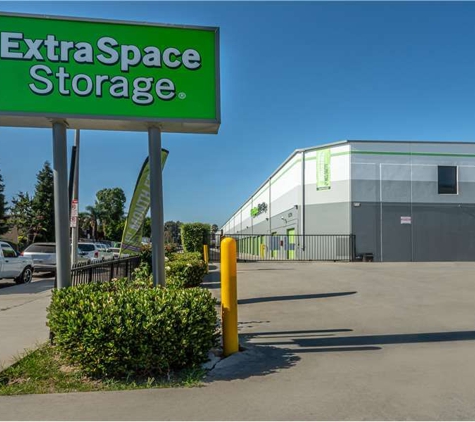 ExtraSpace Storage - Panorama City, CA