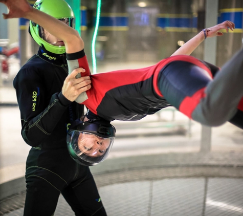 Paraclete XP Indoor Skydiving - Raeford, NC