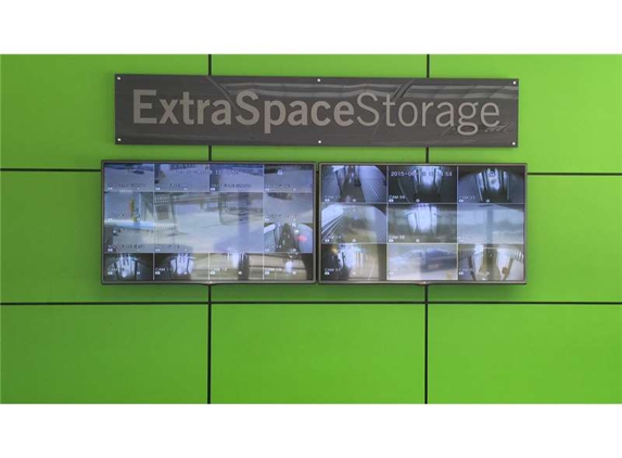 Extra Space Storage - Garland, TX