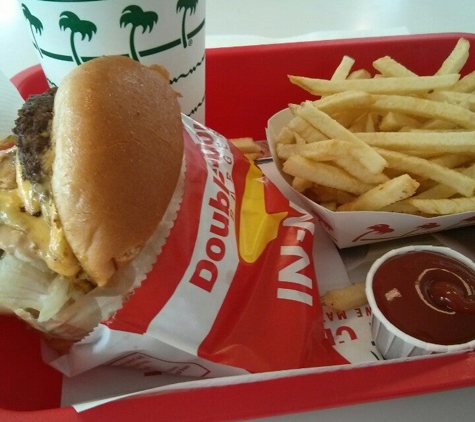 In-N-Out Burger - Rancho Cucamonga, CA