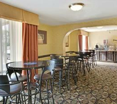 Days Inn by Wyndham Charlotte/Woodlawn Near Carowinds - Charlotte, NC