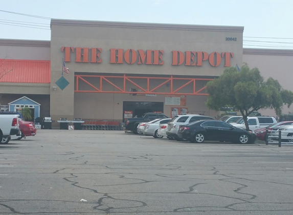 The Home Depot - Canyon Country, CA. Front of the business