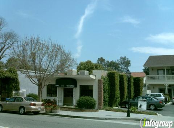 Murre Cleaners - Calabasas, CA