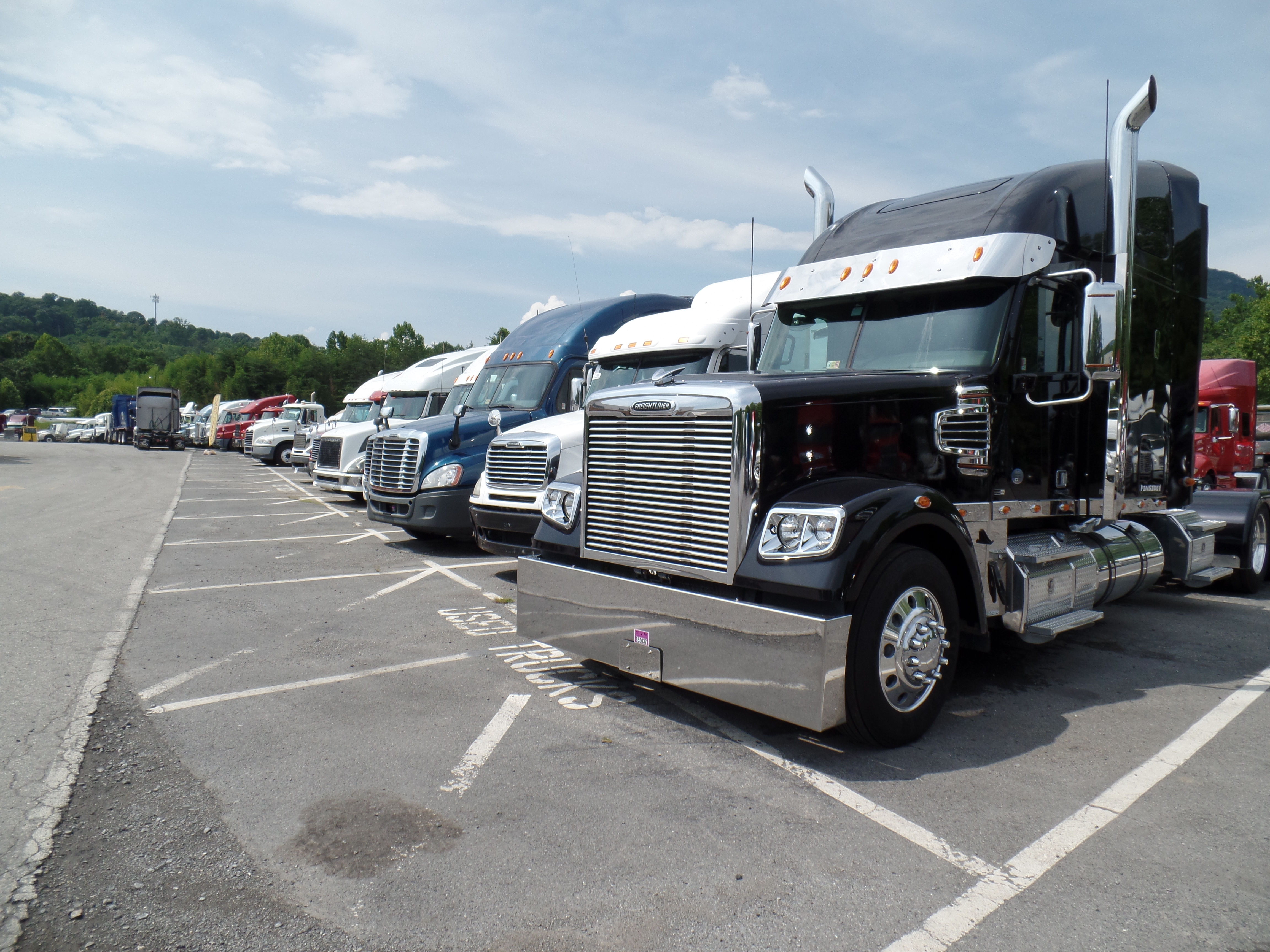 auto truck group roanoke in