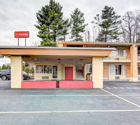 Econo Lodge - Wytheville, VA