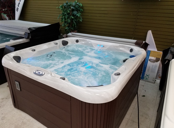 Rec Warehouse - Kennesaw, GA. Four Winds Hot Tubs