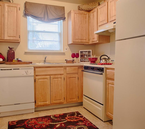 Apartments At Pine Brook - Newark, DE