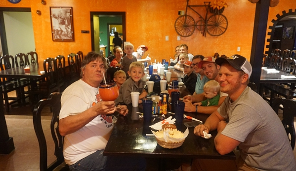 El Carnaval Mexican Restaurant - Linn, MO