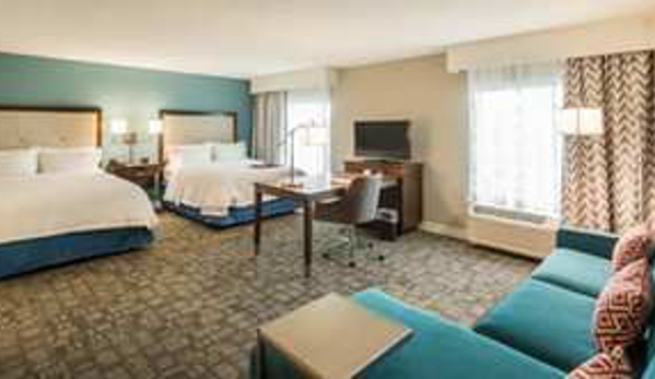 Hampton Inn & Suites Orlando at SeaWorld - Orlando, FL