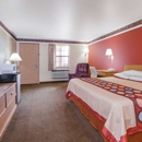 Super 8 by Wyndham Mount Vernon - Motels