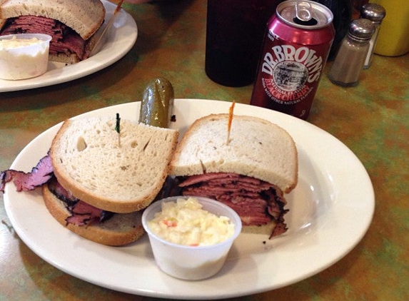 Court Deli - Bronx, NY