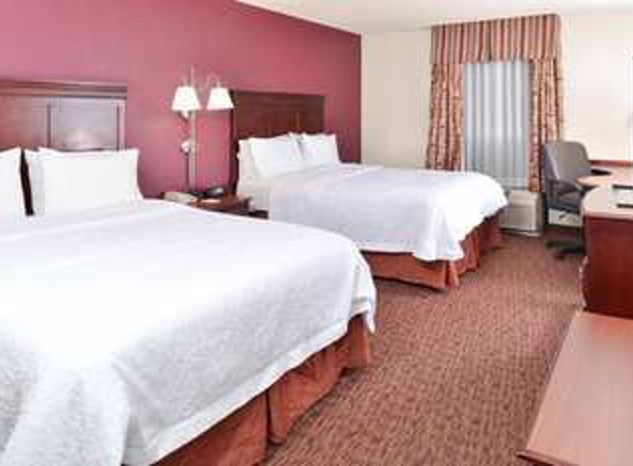 Hampton Inn & Suites Muncie - Muncie, IN