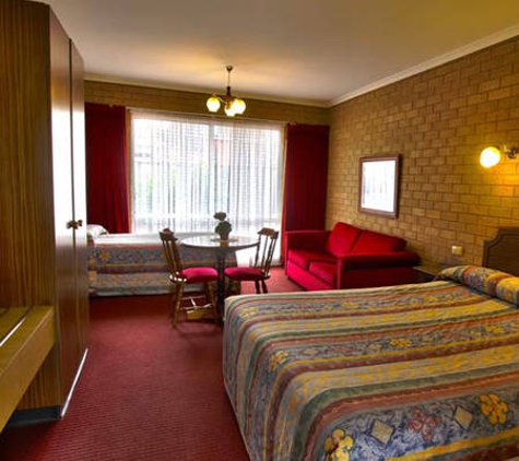 Goldterra; Motor Inn - Temora, NSW