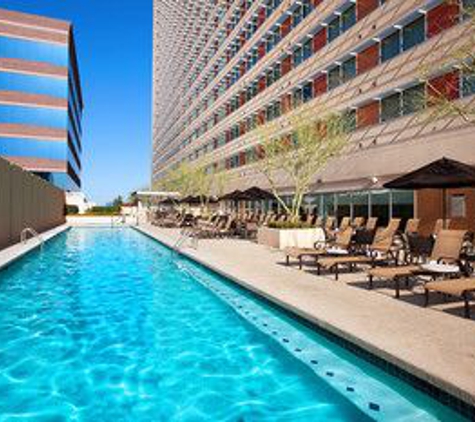 Sheraton Downtown Hotel Phoenix - Phoenix, AZ